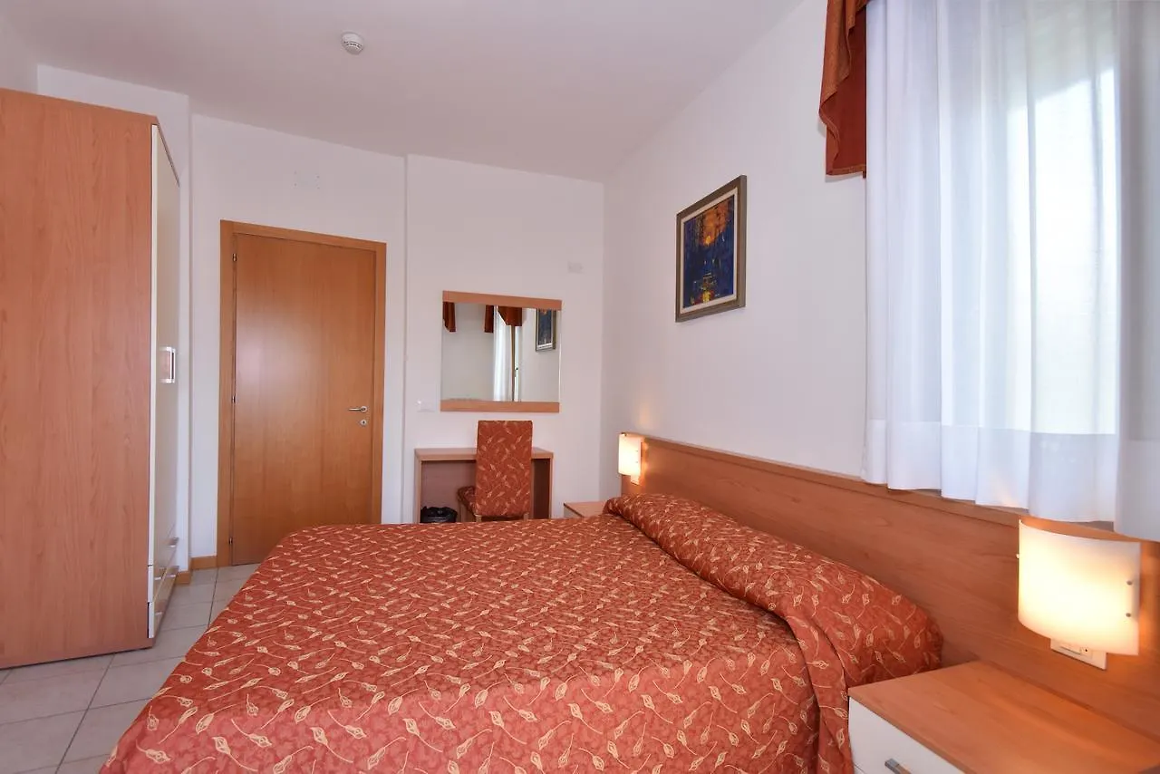 Hotel Villa Olga Caorle 2*,
